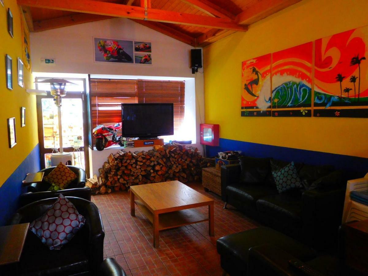 The Paintshop Hostel Figueira da Foz Ngoại thất bức ảnh
